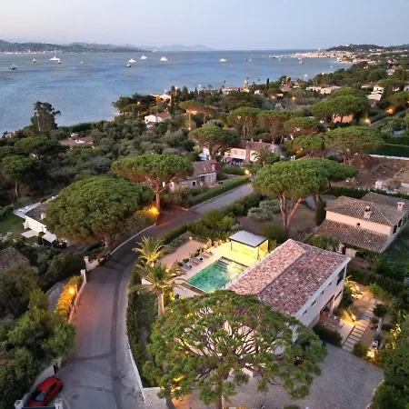 Paja Villa *